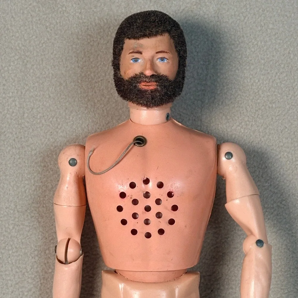 Vintage 1970s GI Joe Talking Adventure Team Commander Flocked Nude Figure READ